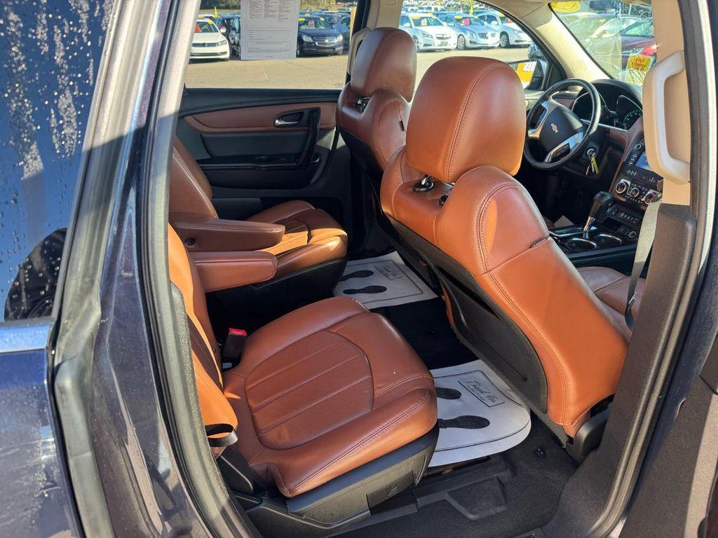 used 2015 Chevrolet Traverse car, priced at $5,995