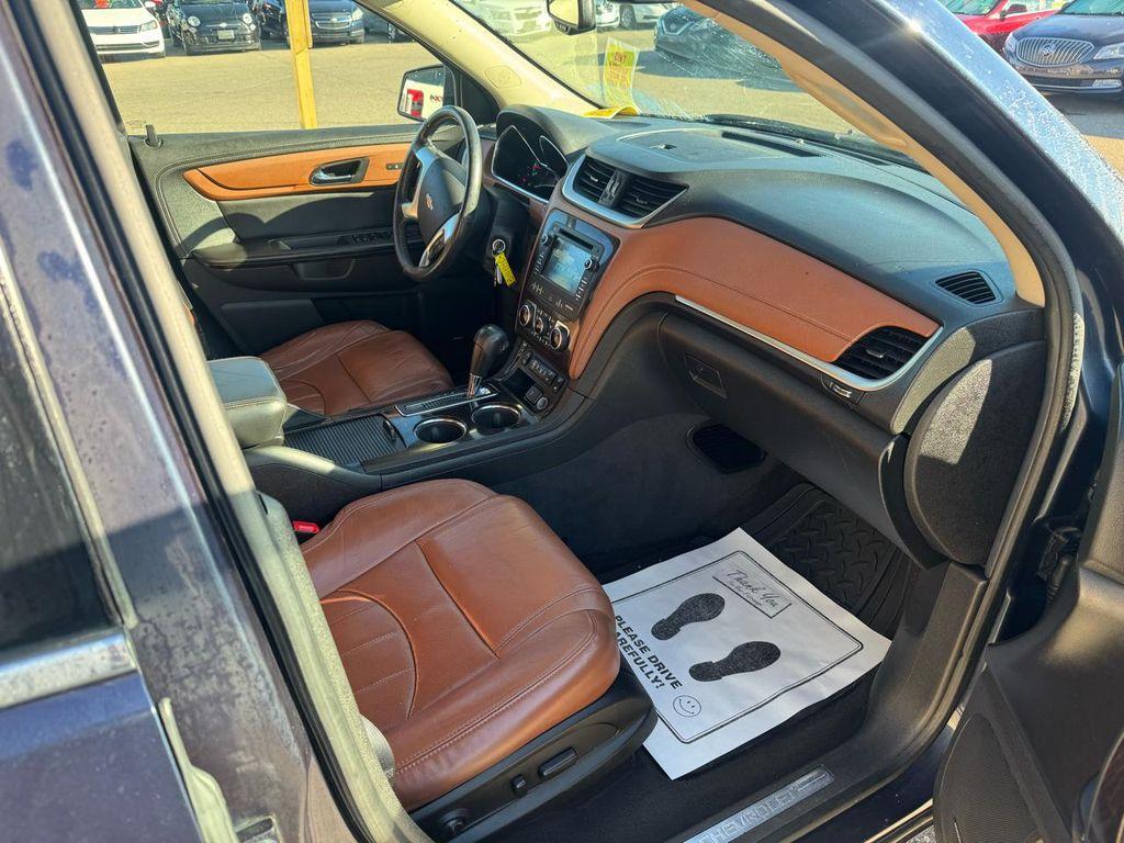 used 2015 Chevrolet Traverse car, priced at $5,995