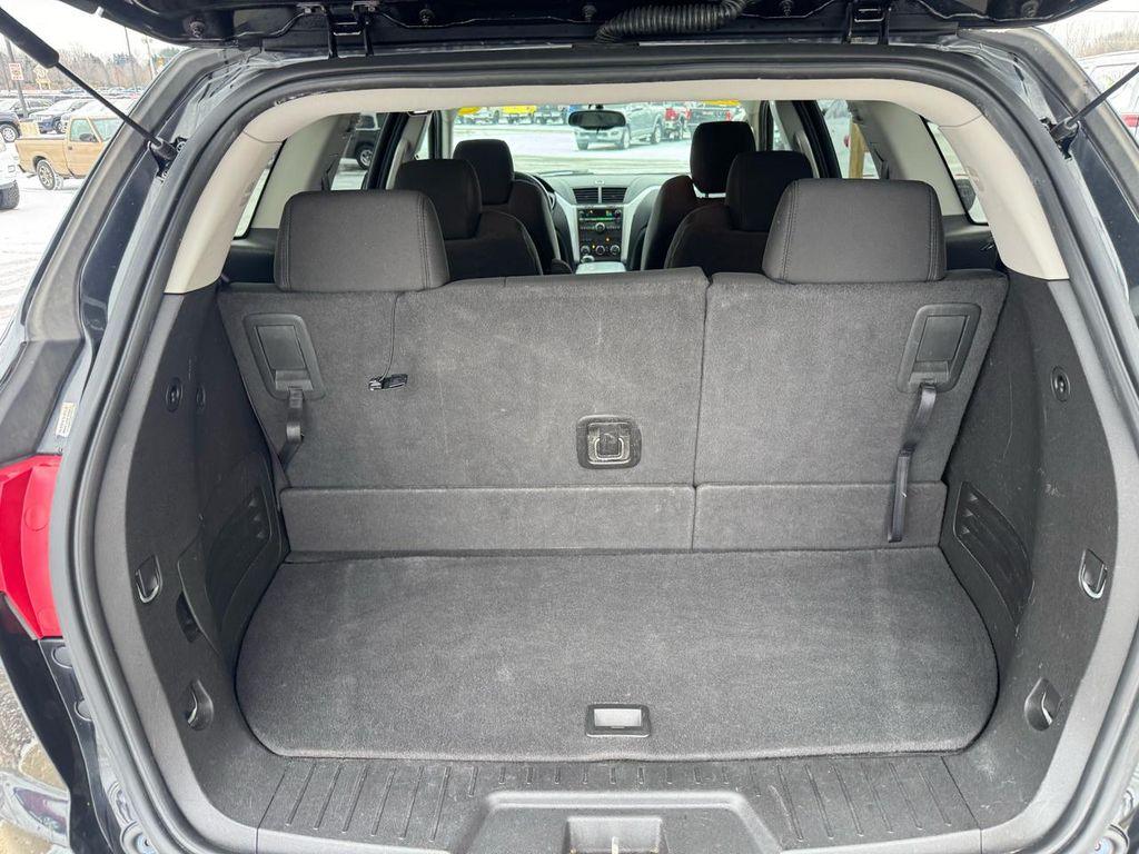 used 2010 Chevrolet Traverse car, priced at $4,295