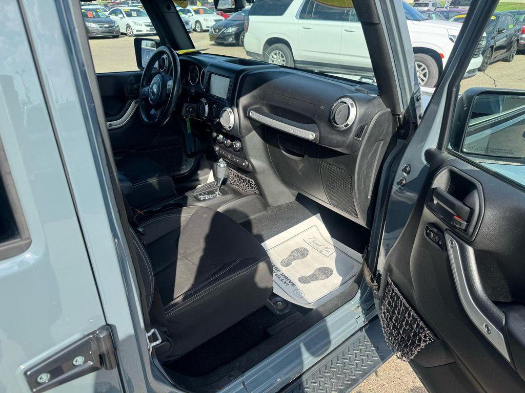 used 2015 Jeep Wrangler Unlimited car, priced at $11,995