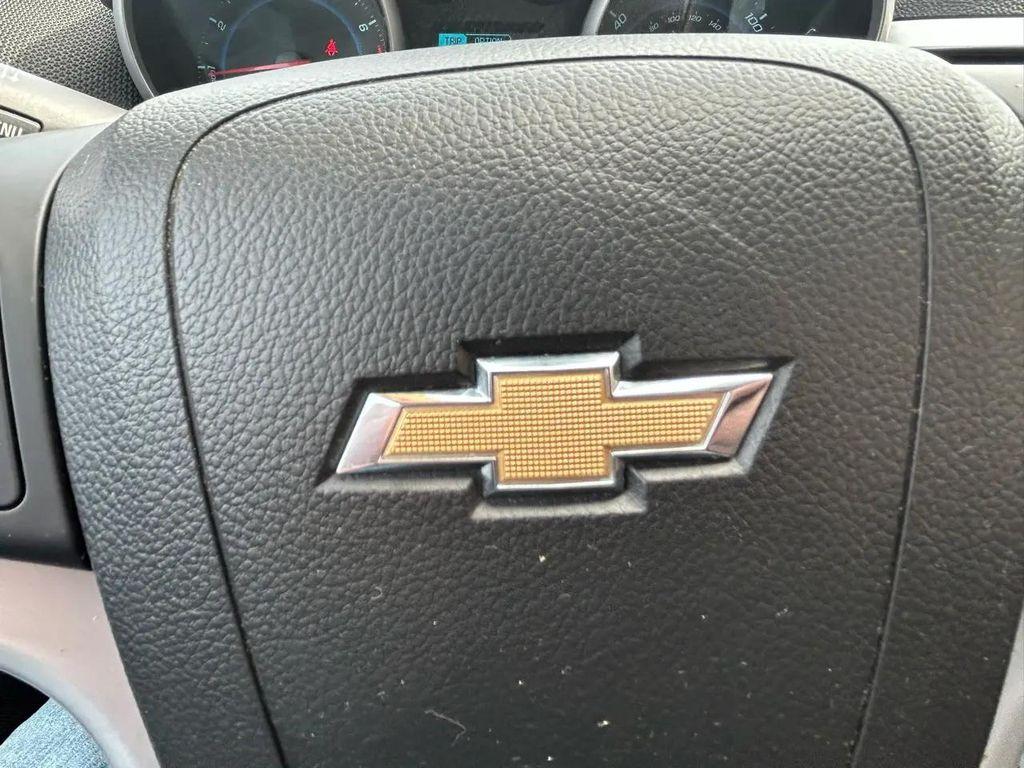 used 2014 Chevrolet Cruze car, priced at $3,495