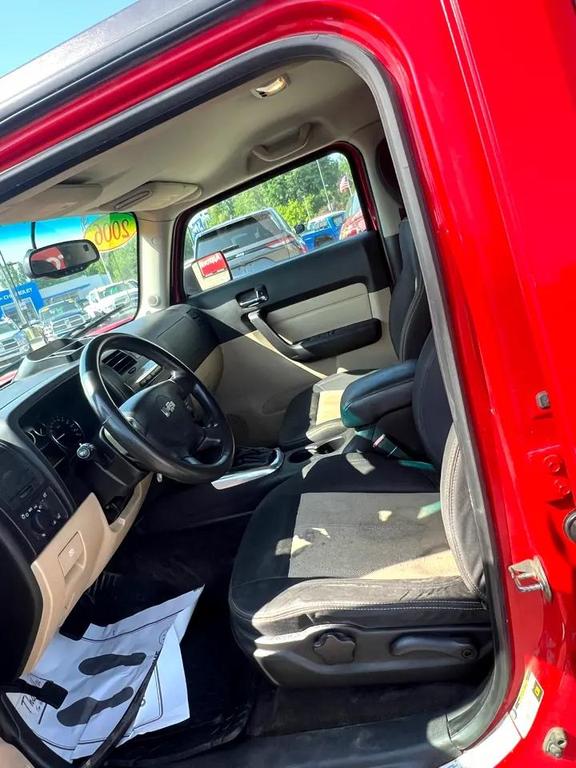 used 2006 Hummer H3 car, priced at $3,995