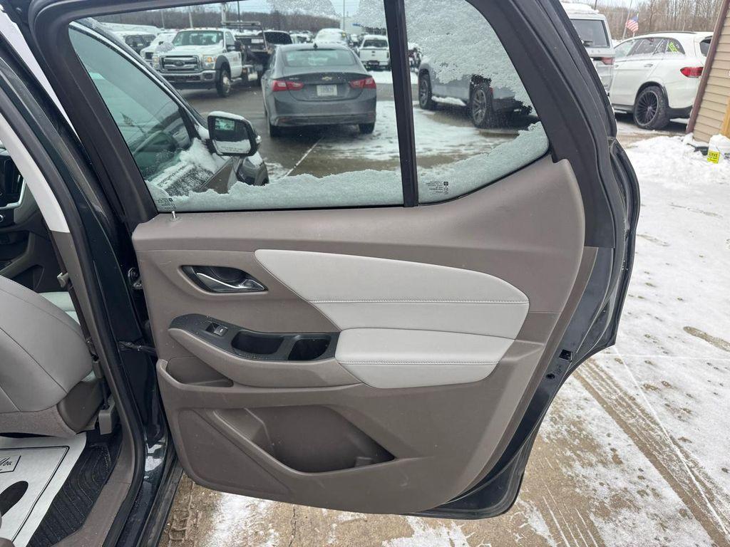 used 2018 Chevrolet Traverse car, priced at $12,995