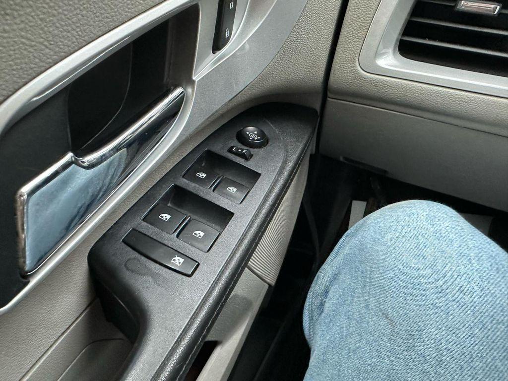 used 2016 Chevrolet Equinox car, priced at $2,995