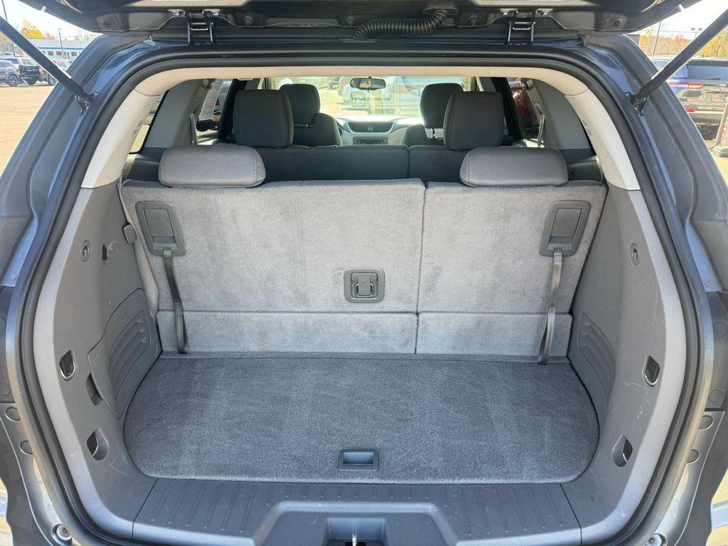 used 2013 Chevrolet Traverse car, priced at $4,995