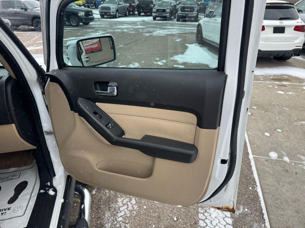 used 2007 Hummer H3 car, priced at $5,495