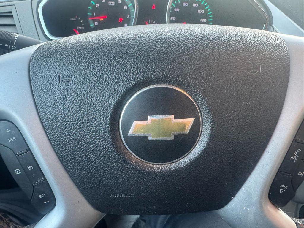 used 2012 Chevrolet Traverse car, priced at $3,495