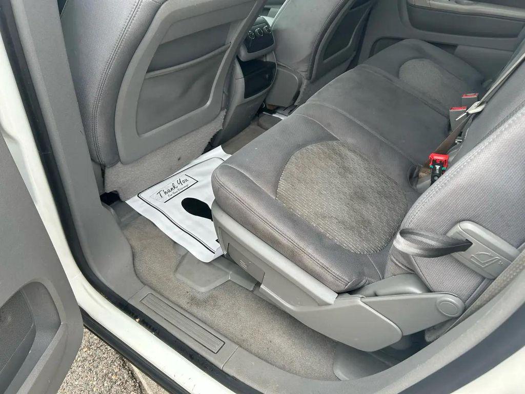 used 2012 Chevrolet Traverse car, priced at $3,795