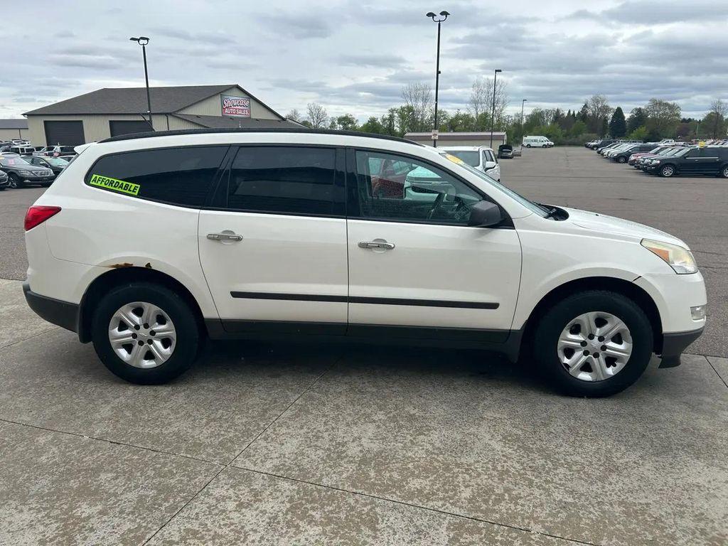 used 2012 Chevrolet Traverse car, priced at $3,795