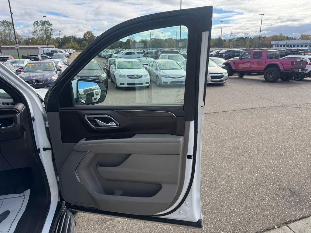 used 2023 Chevrolet Tahoe car, priced at $33,995