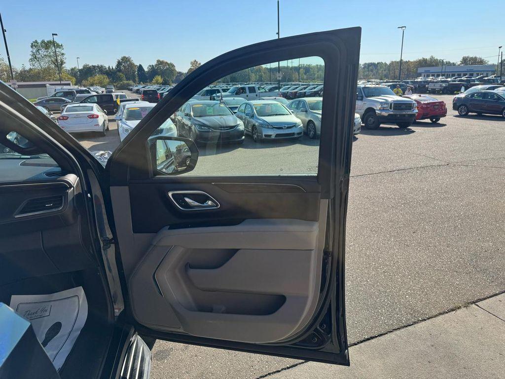 used 2023 Chevrolet Tahoe car, priced at $33,995