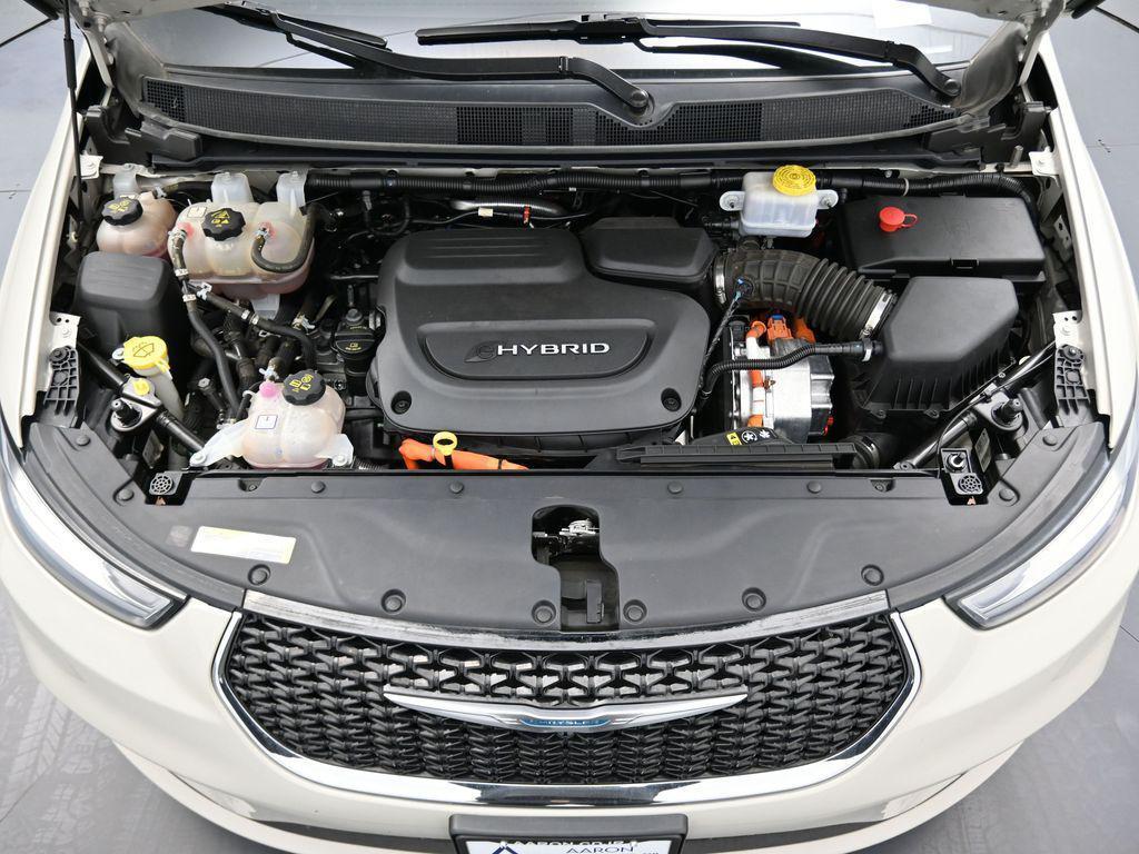 used 2021 Chrysler Pacifica Hybrid car, priced at $25,621