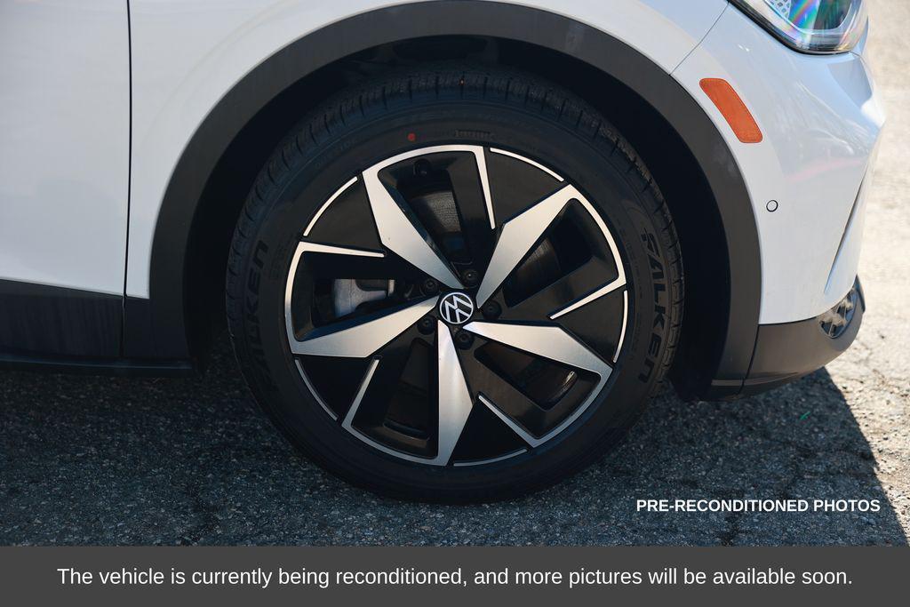 used 2023 Volkswagen ID.4 car, priced at $17,998