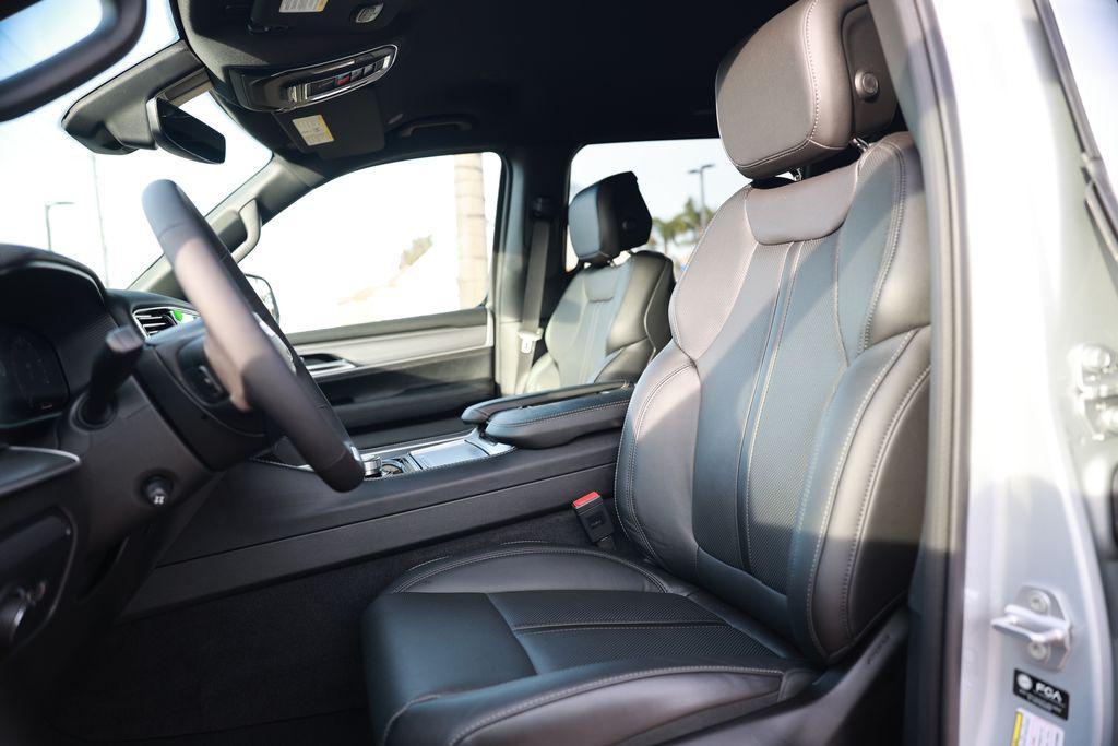 new 2026 Jeep Grand Wagoneer L car, priced at $69,055