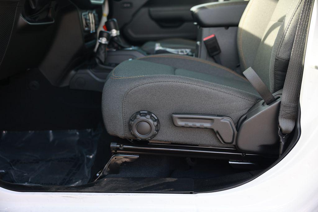 new 2026 Jeep Wrangler car, priced at $43,865