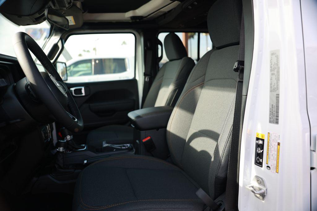 new 2026 Jeep Wrangler car, priced at $43,865