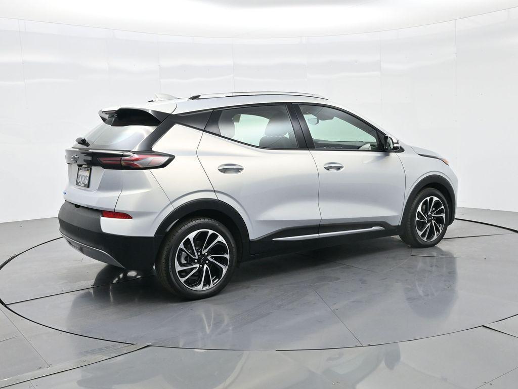 used 2023 Chevrolet Bolt EUV car, priced at $20,000