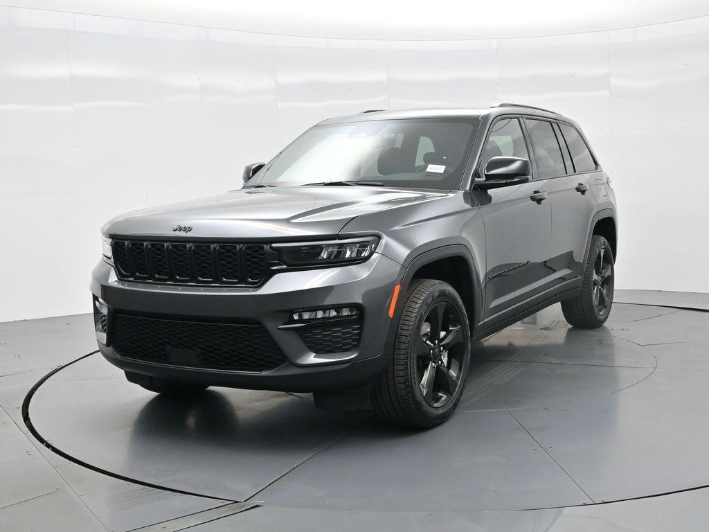new 2025 Jeep Grand Cherokee car, priced at $45,485
