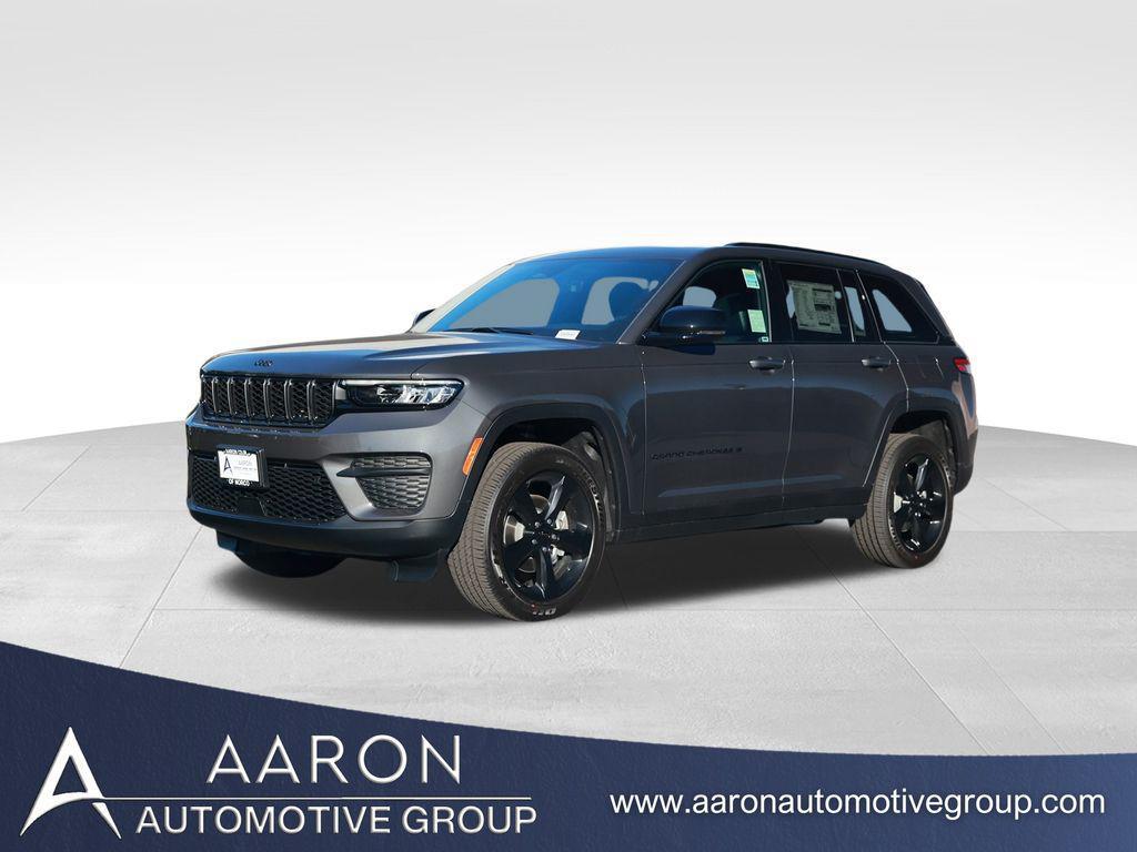 new 2025 Jeep Grand Cherokee car, priced at $39,372