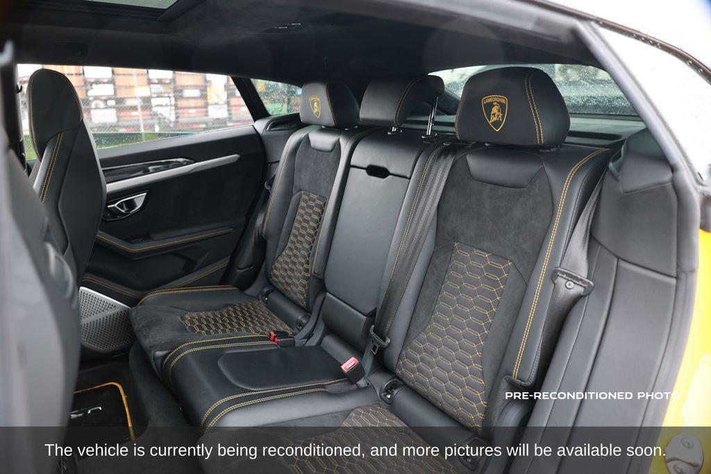 used 2019 Lamborghini Urus car, priced at $182,000