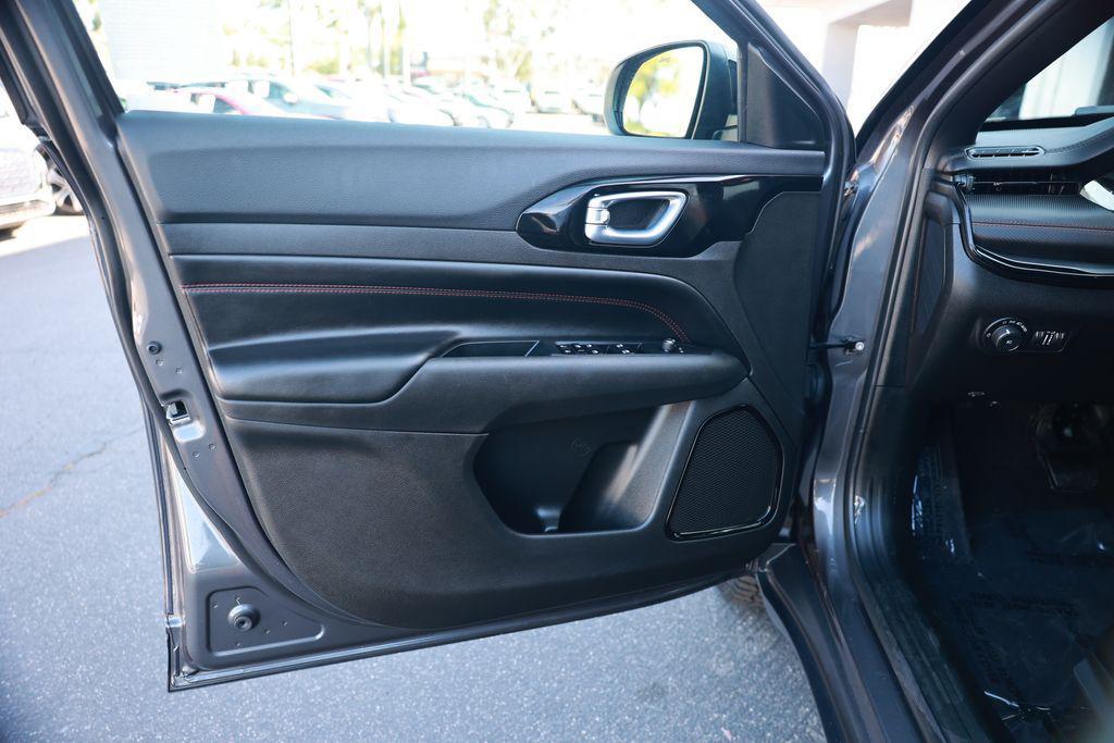 used 2024 Jeep Compass car, priced at $26,400