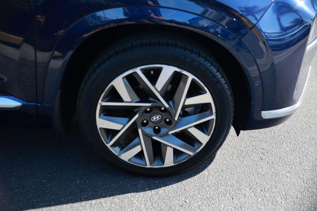 used 2023 Hyundai Santa Fe car, priced at $26,607