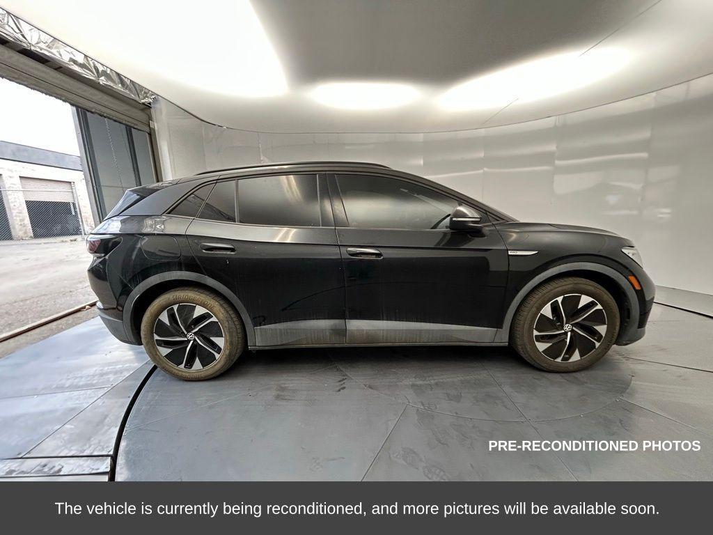 used 2022 Volkswagen ID.4 car, priced at $15,588