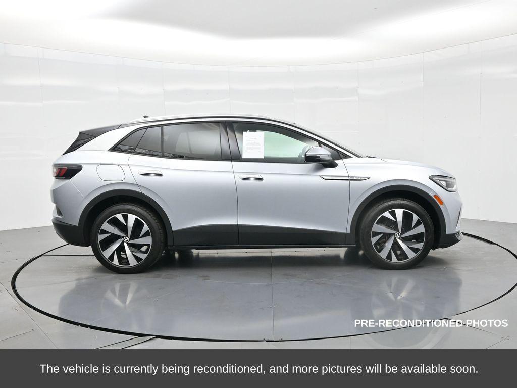 used 2022 Volkswagen ID.4 car, priced at $20,876