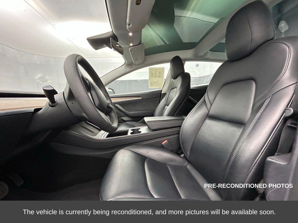used 2022 Tesla Model 3 car, priced at $21,000