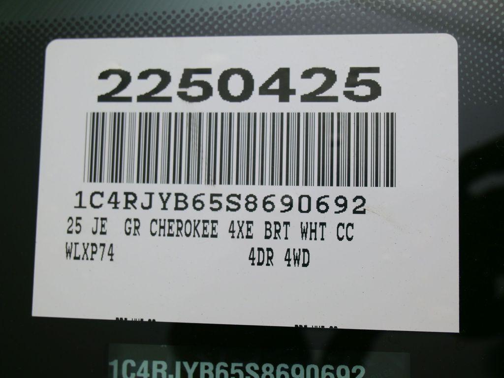 new 2025 Jeep Grand Cherokee 4xe car, priced at $55,035