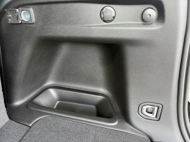 new 2025 Jeep Grand Cherokee L car, priced at $54,766