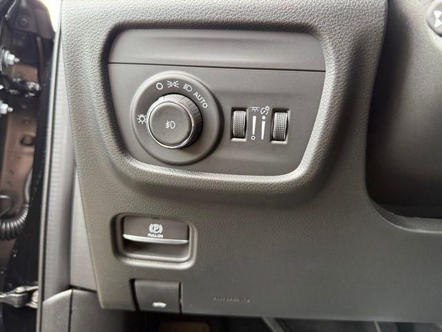 new 2025 Jeep Grand Cherokee L car, priced at $54,766