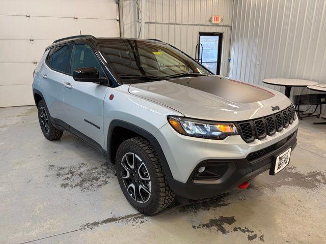new 2026 Jeep Compass car, priced at $40,033