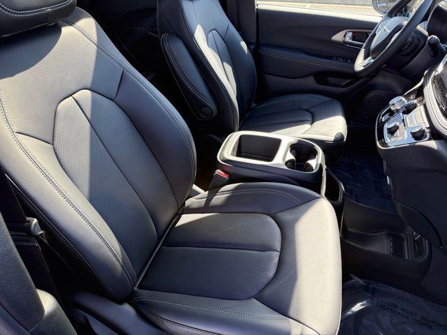 new 2026 Chrysler Pacifica car, priced at $48,035