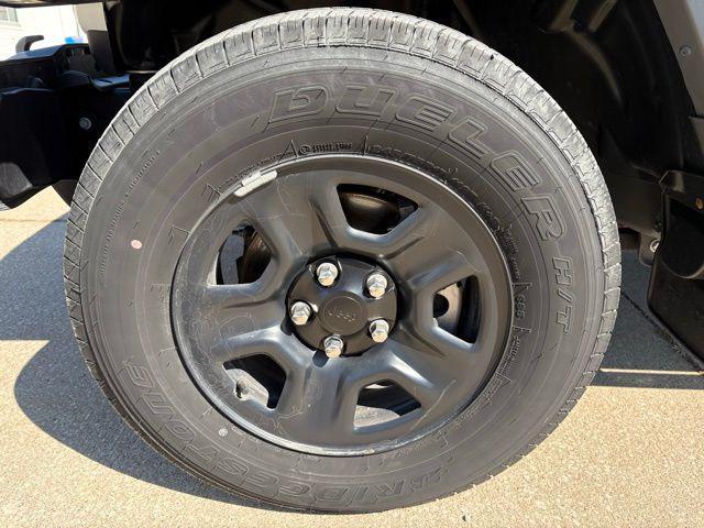 used 2024 Jeep Gladiator car, priced at $35,000