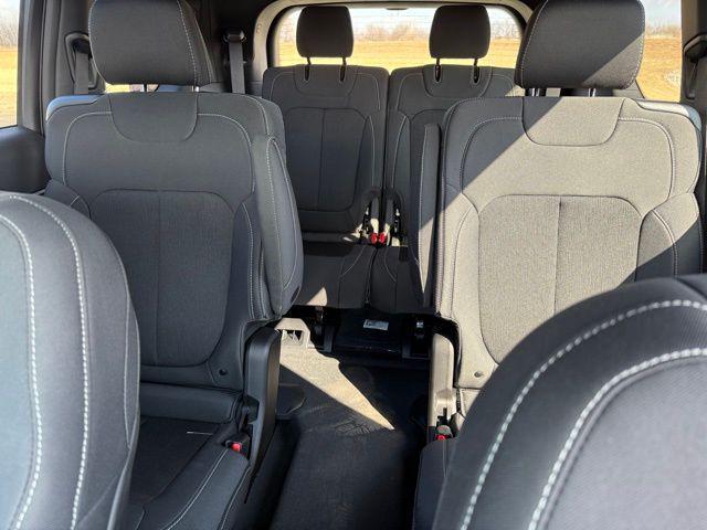 new 2026 Jeep Grand Cherokee L car, priced at $47,080