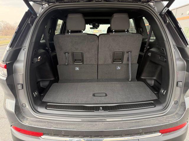 new 2026 Jeep Grand Cherokee L car, priced at $43,417