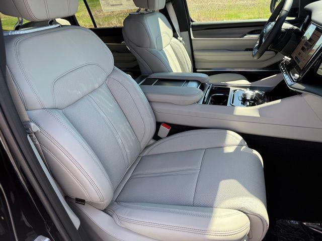 new 2026 Jeep Grand Wagoneer car, priced at $94,863