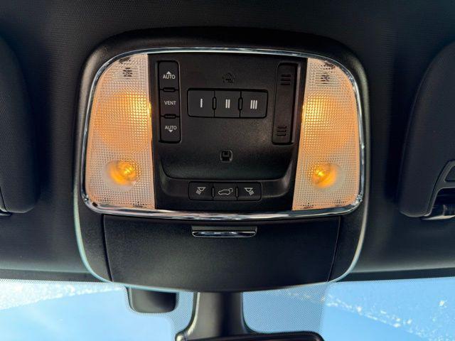 used 2021 Jeep Grand Cherokee car, priced at $28,000