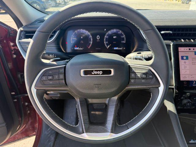 used 2024 Jeep Grand Cherokee car, priced at $39,000