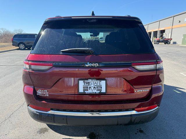 used 2024 Jeep Grand Cherokee car, priced at $39,000