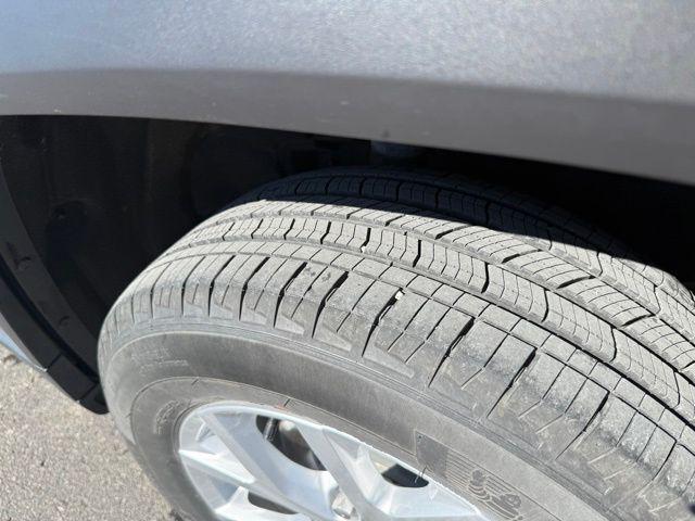 used 2024 Jeep Grand Cherokee car, priced at $39,000