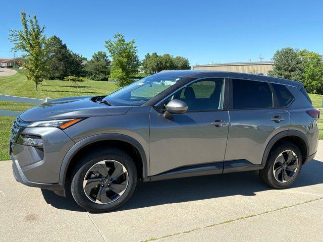 used 2024 Nissan Rogue car, priced at $22,899
