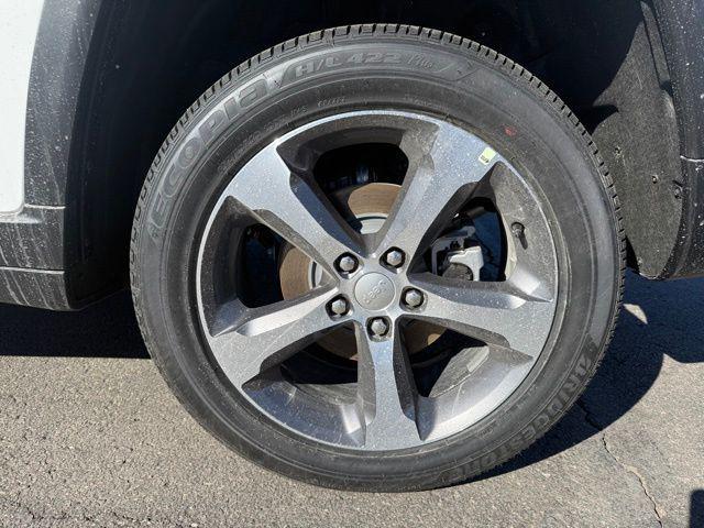 new 2025 Jeep Grand Cherokee car, priced at $47,500