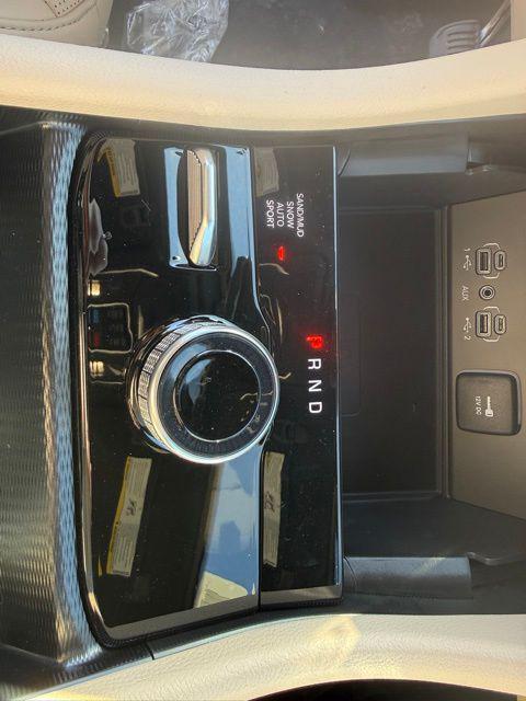 new 2025 Jeep Grand Cherokee car, priced at $47,500