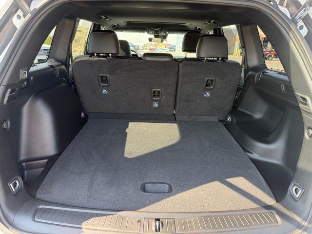 new 2025 Jeep Grand Cherokee car, priced at $45,224