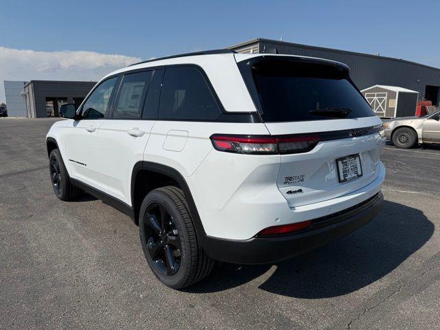 new 2025 Jeep Grand Cherokee car, priced at $45,224