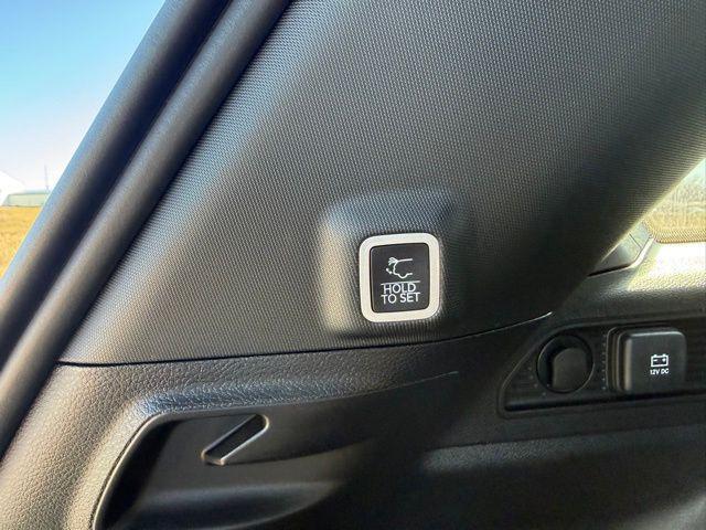 new 2025 Jeep Grand Cherokee car, priced at $44,550