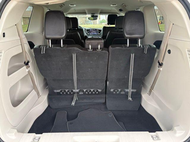 used 2024 Chrysler Pacifica car, priced at $27,500