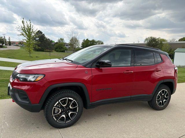 used 2025 Jeep Compass car, priced at $27,500
